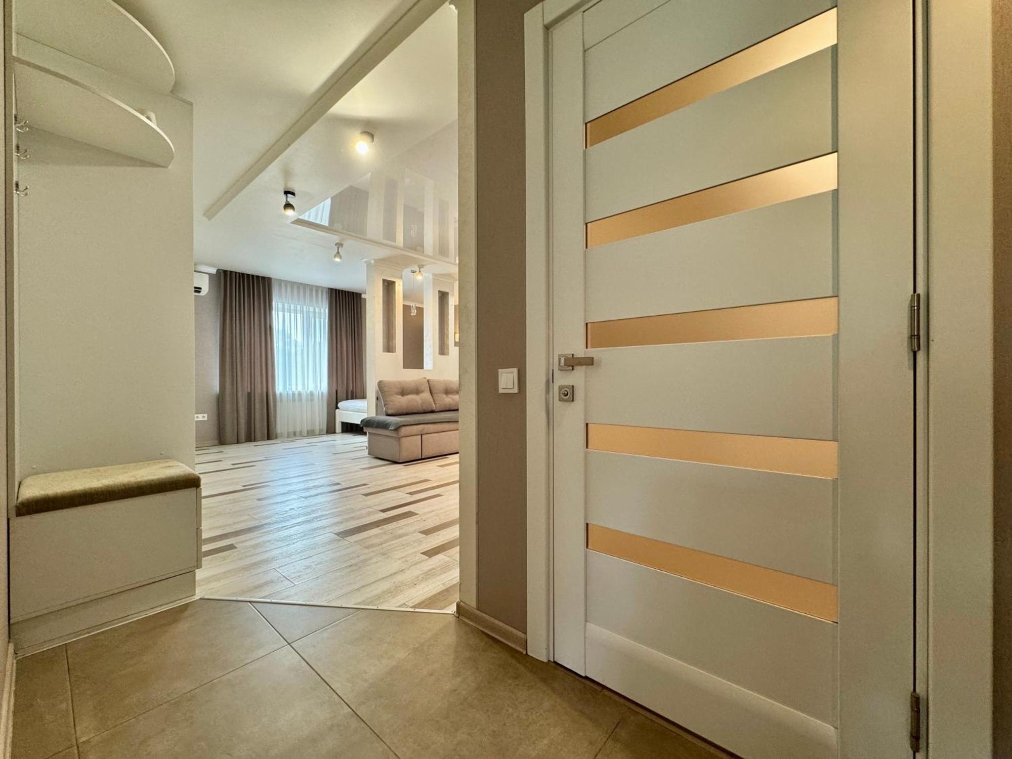 Apartpoltava Розкішна Студія З Кутовою Ванною, 1-Й Будинок Біля Корпусного Парку, Панорамний Балкон Buitenkant foto