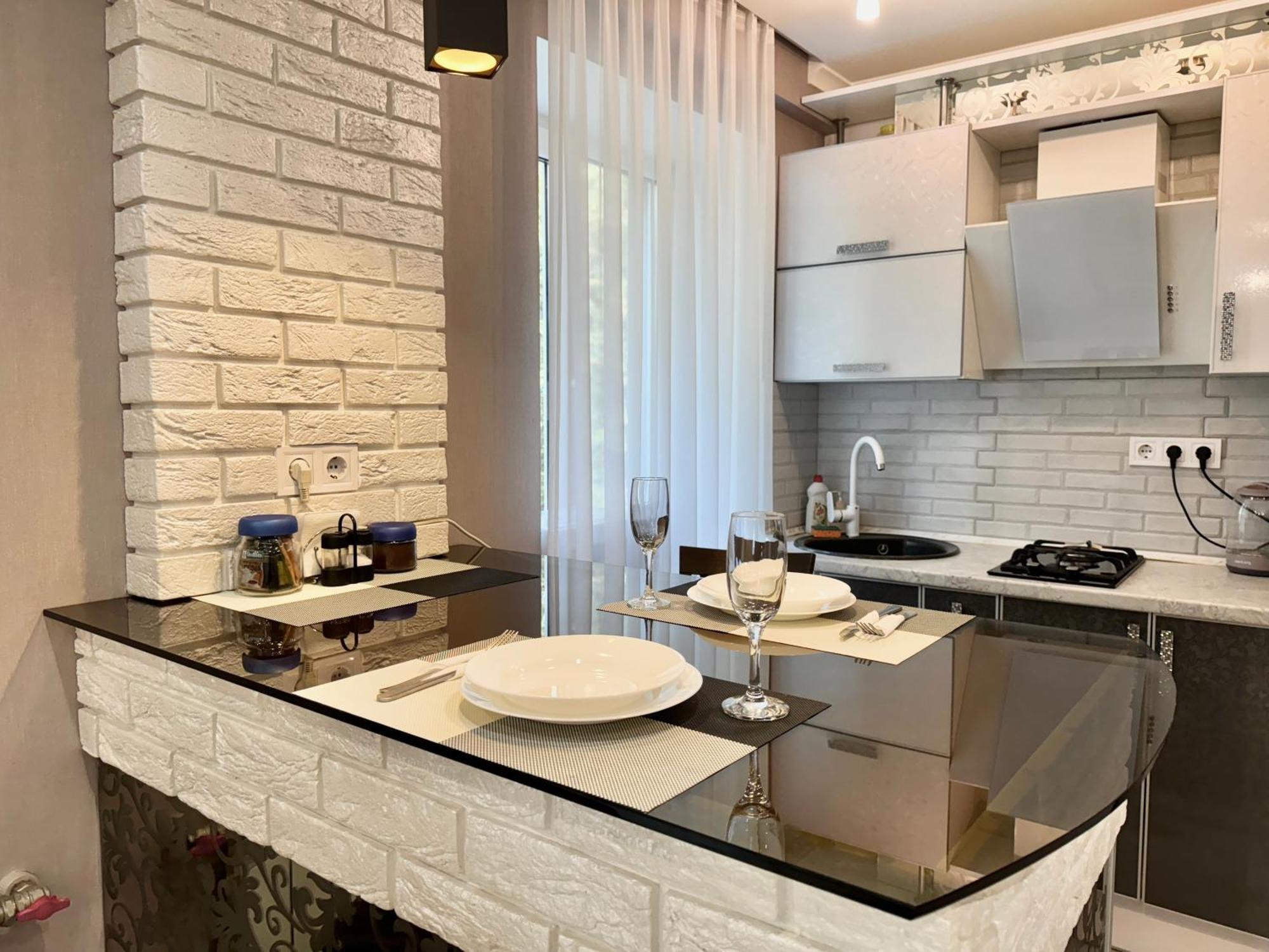 Apartpoltava Розкішна Студія З Кутовою Ванною, 1-Й Будинок Біля Корпусного Парку, Панорамний Балкон Buitenkant foto